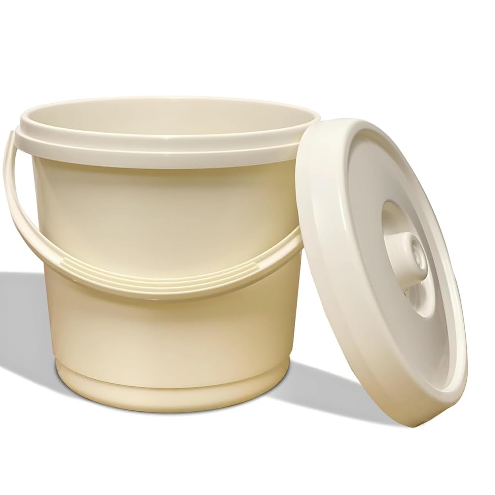 shopior Plastic Bucket with Lid & Handle – 14L Multi-Purpose Storage Bin | Durable Food-Grade Plastic Container for Baby Nappy Disposal, Cleaning Supplies, Pet Food, Toys & Household Storage (Cream)
