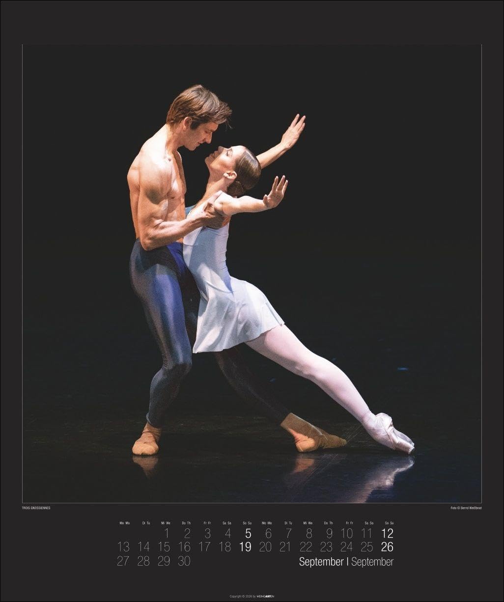 Stuttgarter Ballett Kalender 2027: Meisterfotograf Bernd Weißbrod setzt die Stars des berühmten Ballett-Ensembles perfekt in Szene. Ein Fotokalender für Tanzbegeisterte. 46x55 cm Hochformat.