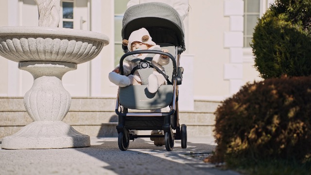 Passeggino KikkaBoo EDEN Ultraleggero - Automatico, Reclinabile Fino A 22 Kg, Grigio - Foto 13