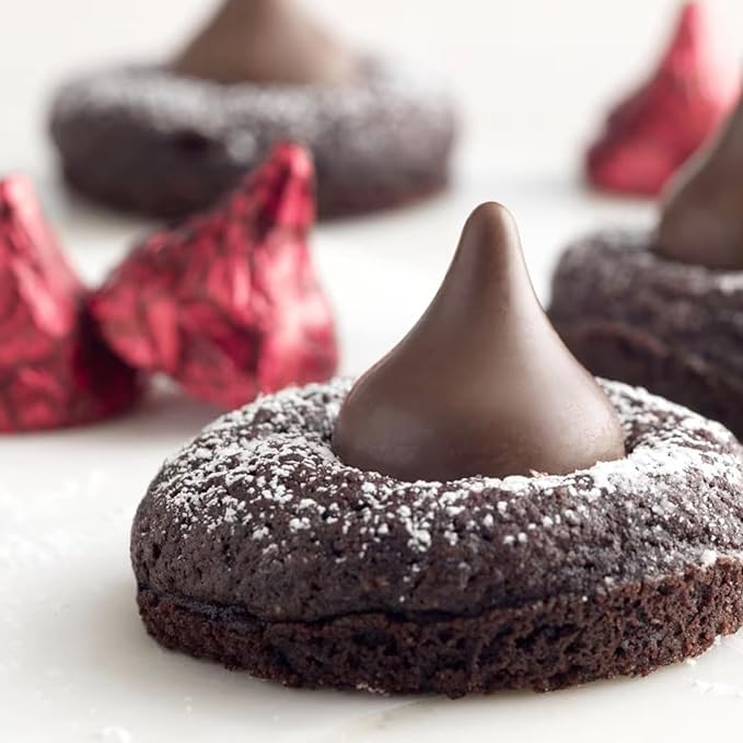 Meltaway Kisses, 2lb Pack of Chocolate Roses Individually Wrapped Bulk, Ideal Valentine Kisss for Valentine's Day Surprises, Perfect Valentines Chocolates for Romantic Gifts