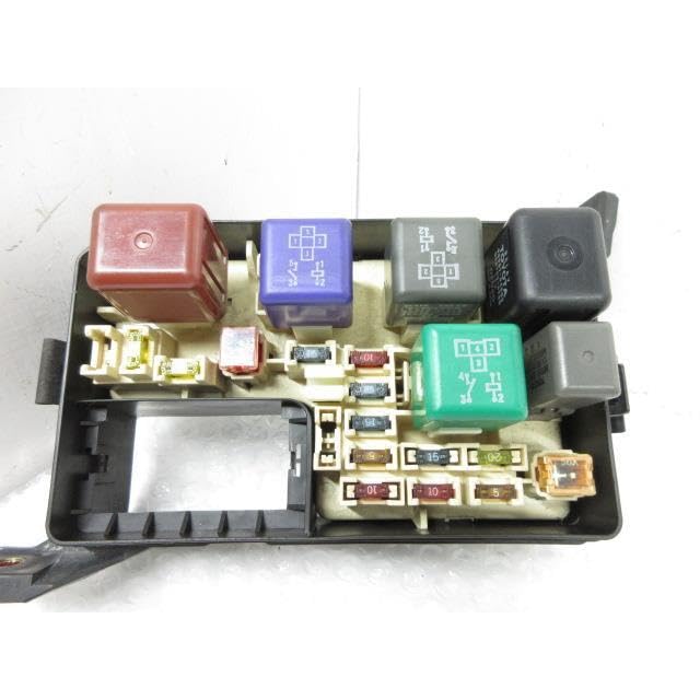 Amazon | 10年 レビン GF-AE111 BZ-G (6) ヒューズボックス エンジン