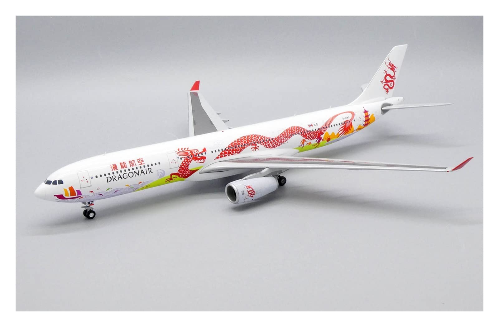 旅客機模型　ドラゴン航空　A330-300　　　た Amazon.co.jp: 対象: ドラゴンエア A330-300 B-HWG 20 周年記念華龍 1