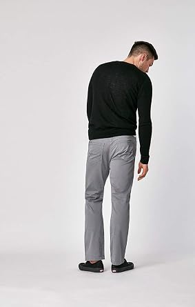 Mavi Matt Men's Jeans & Pants, Relaxed Straight Leg, Mid-Rise Casual & Work Pants for Men, Classic Fit Men's Fashion Jeans