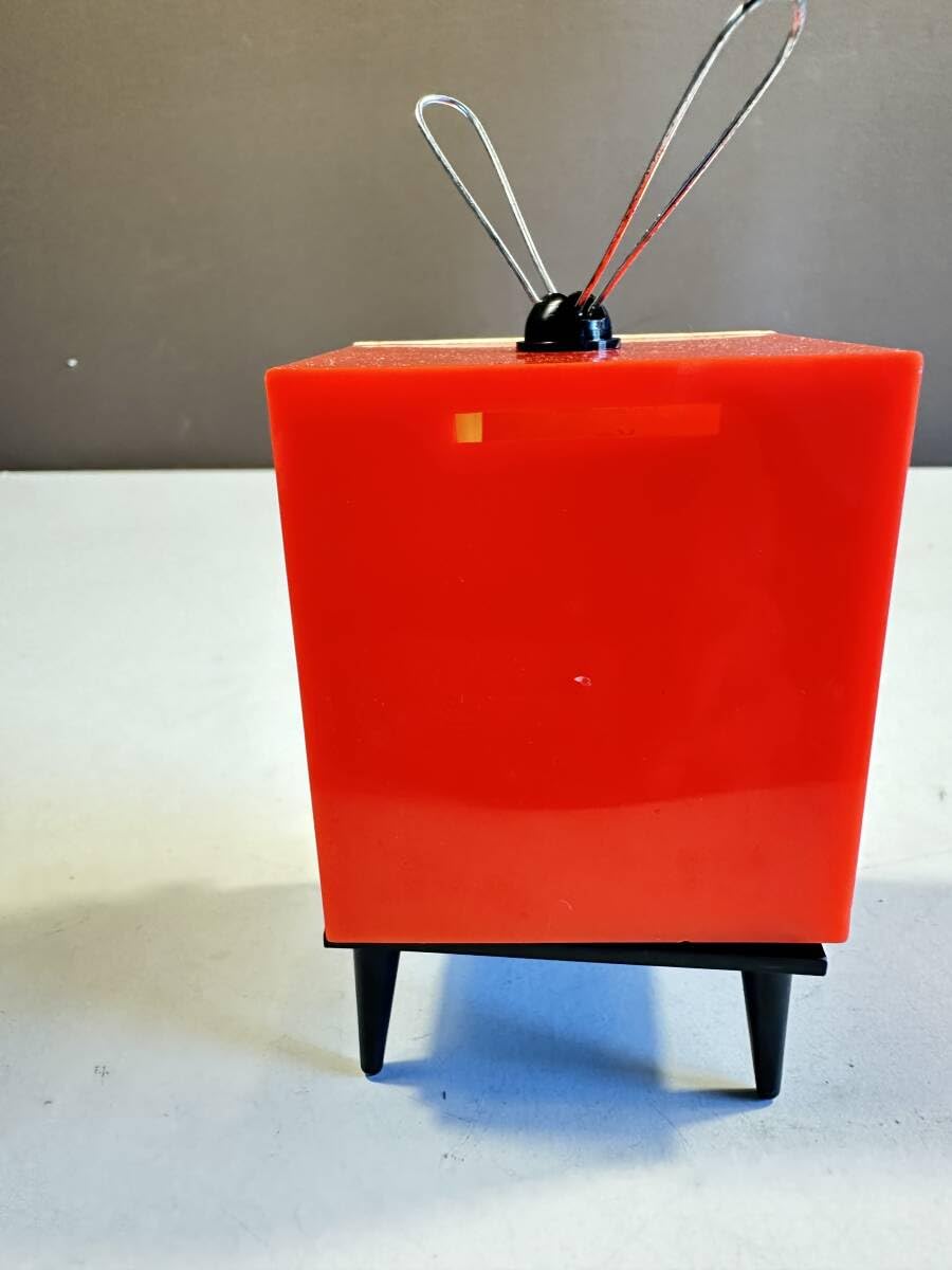 Amazon.co.jp: レトロオバケのQ太郎カラーテレビ貯金箱DELUXEオレンジ 