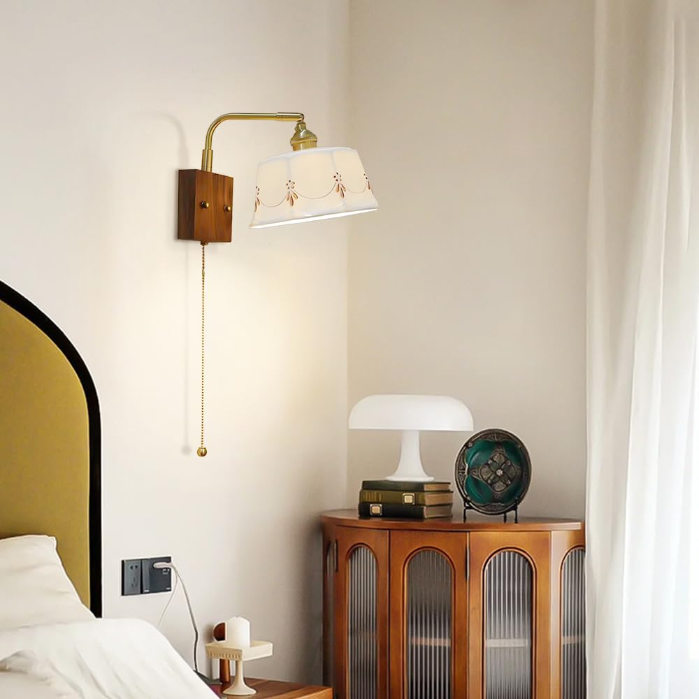 Applique da Parete Moderne Vintage, Lampada da Parete con Paralume in Ceramica Bianca e Interruttore a Tirante, Lampada da Parete in Ottone Regolabile a 180 Gradi per Camera da Letto, Comodino, i