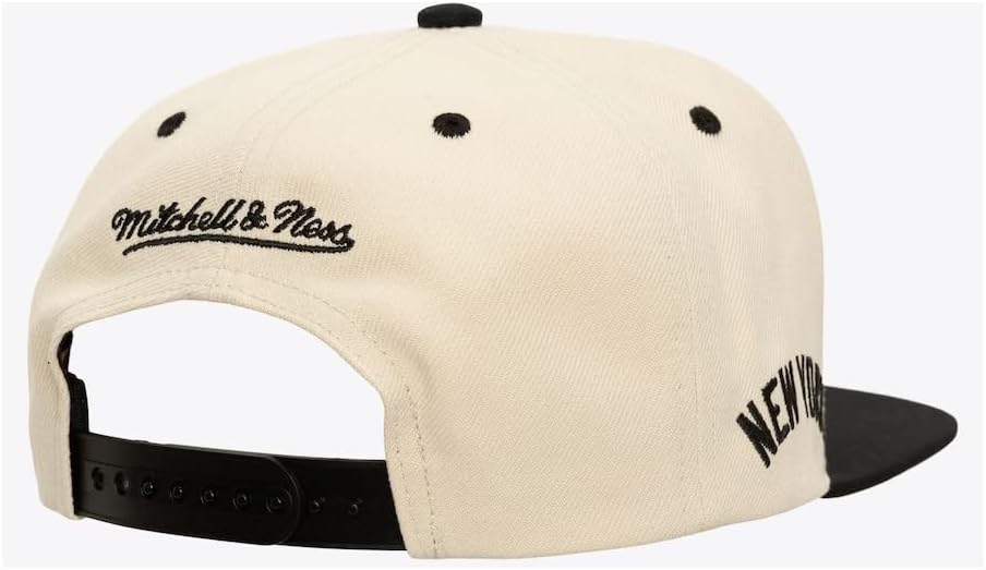 Cream New York Yankees Snapback by Mitchell & Ness - Image 2