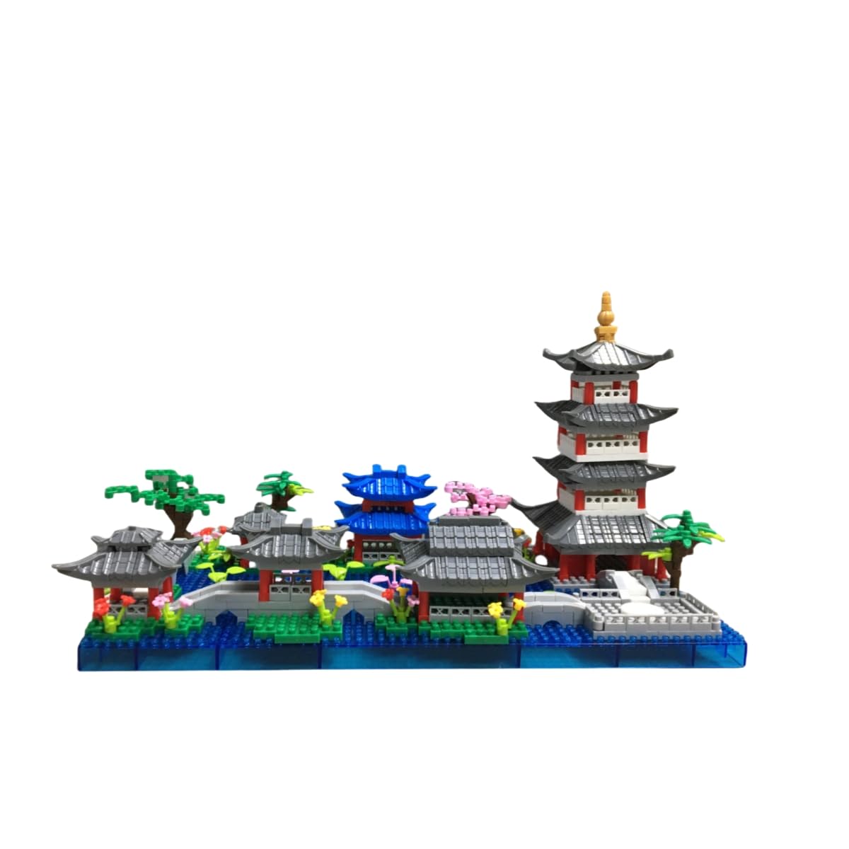 Architecture Chinese Style of Suzhou Garden,Hangzhou's West Lake,Build Iconic Asian Landscape,950 PCS mini Bricks,Featuring Pagoda, Stone Bridge,Asian Style Micro Blocks for Adults and Teens