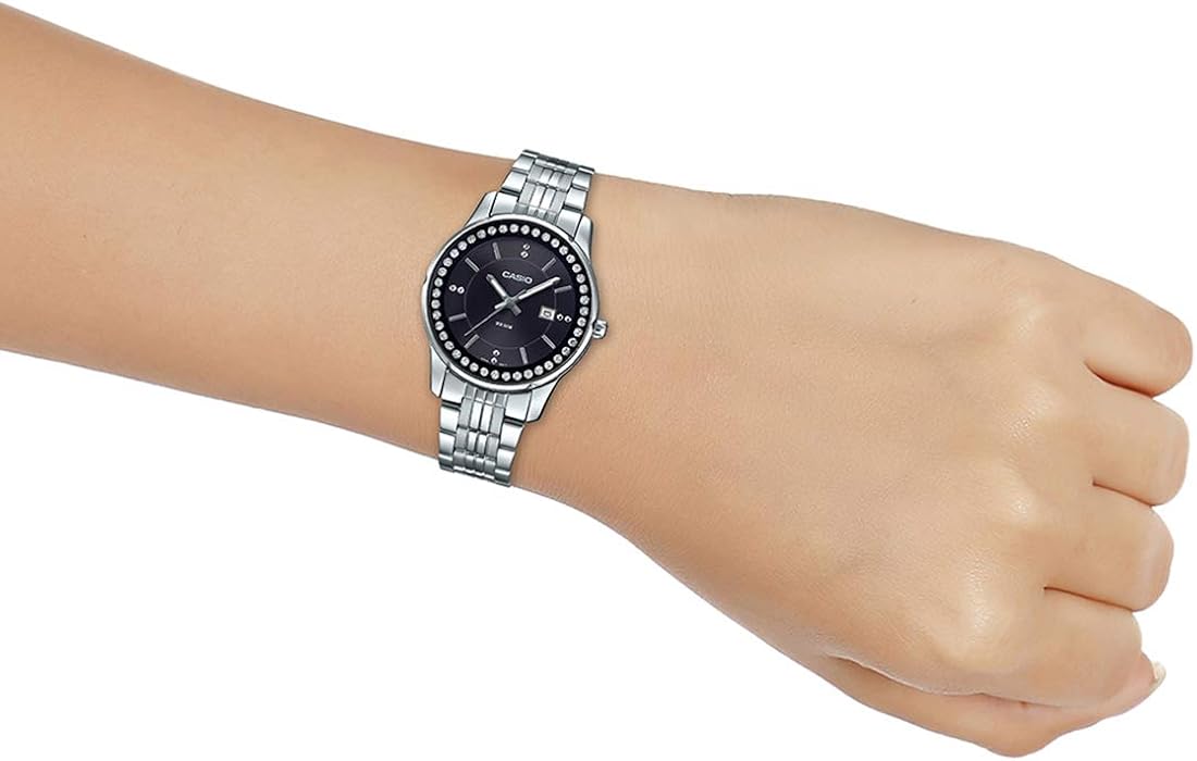 Casio LTP-1358D-1A Orologio da polso donna nuovo e originale Casio LTP-1358D-1A Orologio da polso donna nuovo e originale