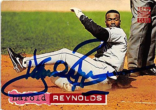 Sports Memorabilia Autograph Warehouse 365322 Harold Reynolds Autographed Baseball Card - 1994 Topps Stadium Club-625