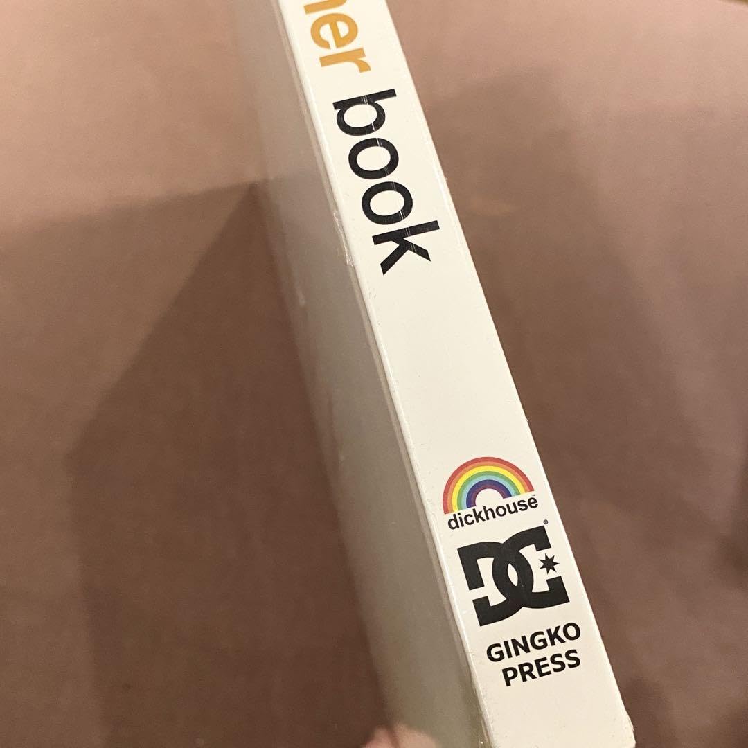 Amazon.co.jp: レアTHE BIG BROTHER BOOK「SHIT」 jackass : おもちゃ