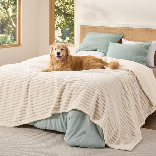 Bedsure ComfyFleece Waterproof Blanket 86