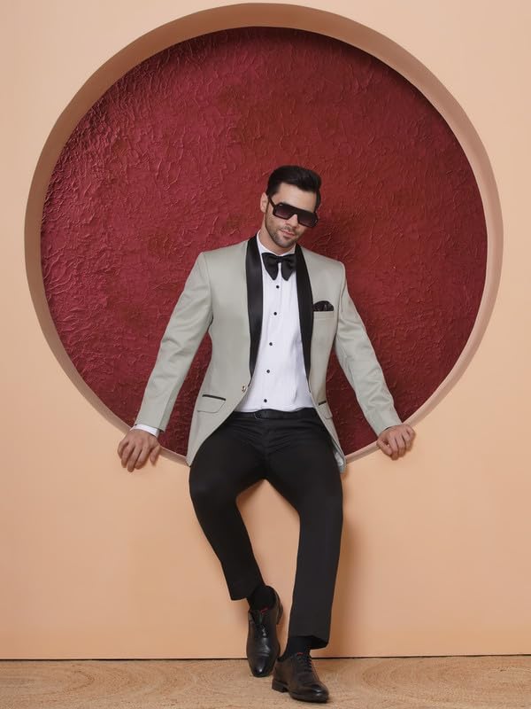 Image of FAVOROSKI Tuxedo Blazer for Men with 2 Pockets | Rayon Slim Fit Blazers | Ethnic Wear Tuxedos | One Button Solid Tuxedo Blazers in Shawl Collar | Blazer for Wedding, Festive, Formal