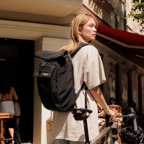 Image of Thule Paramount Backpack 24L, Padded Laptop Storage, Everyday Carry