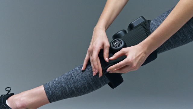 HyperKnit ボディケア機器 Amazon.com: Hyperice X Knee Device - Advanced Heat and Cold