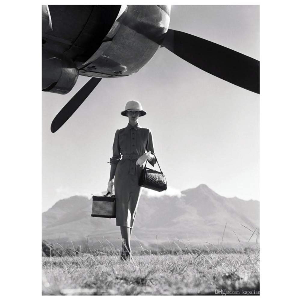 chtshjdtb Norman Parkinson Poster The Travel 1951 Art Posters Prints Living Room Home Decoration -20X28 Inch No Frame 1 Pcs