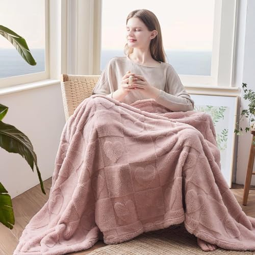 NEWCOSPLAY Super Soft King Blanket Pink Love Premium Silky Flannel Fleece 3D Heart Checkered Lightweight Bed Blanket All Season Use (Pink Love, King(90"x110"))