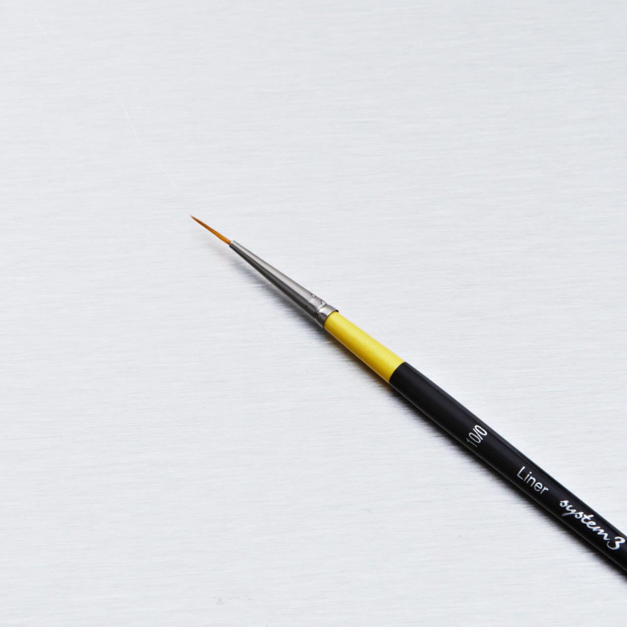 Daler Rowney - 212181090 - Kit De Loisirs Créatifs - Pinceau Graduate pour Retouches - Taille 10/0, Blanc Daler Rowney - 212181090 - Kit De Loisirs Créatifs - Pinceau Graduate pour Retouches - Taille 10/0, Blanc