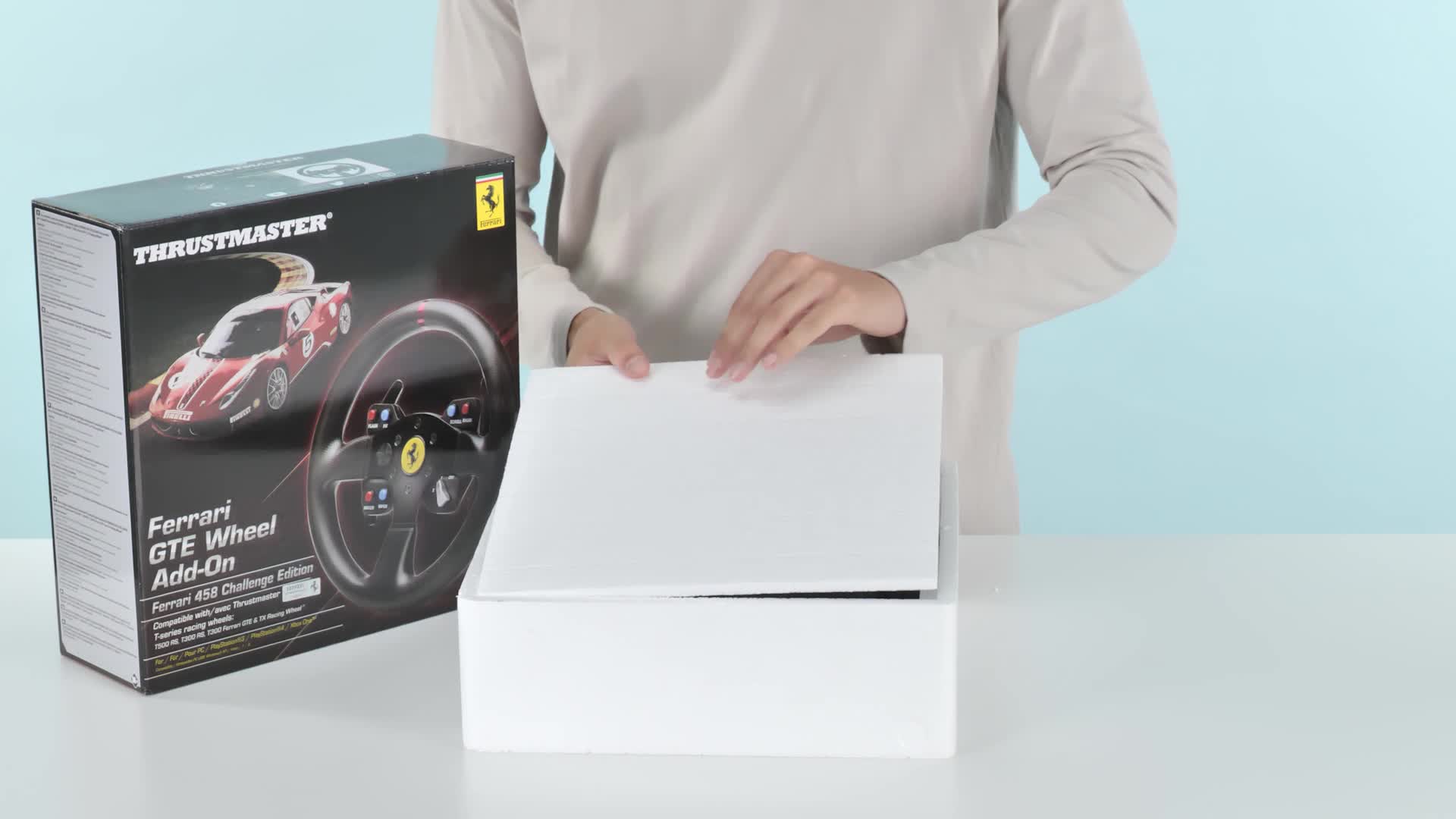 Thrustmaster Ferrari GTE Wheel - Ferrari 458 Challenge Edition 