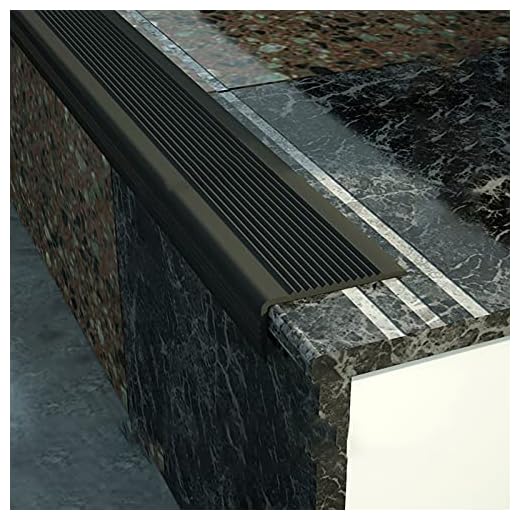 ABCCS 5pcs Cornière PVC,Nez de Marche Profil d’Angle PVC et Caoutchouc,autoadhésif 50x25mm antidérapant,Baguette d’Angle de Protection,d'escalier-Protection,Bande de Bordure,1m