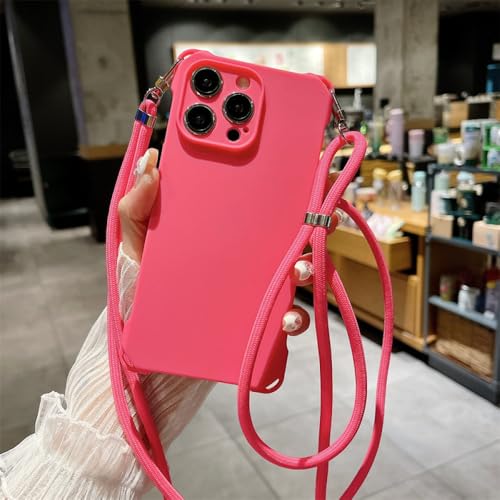 Coque lanière iPhone 15 Plus pour garder les mains libres en balade urbaine