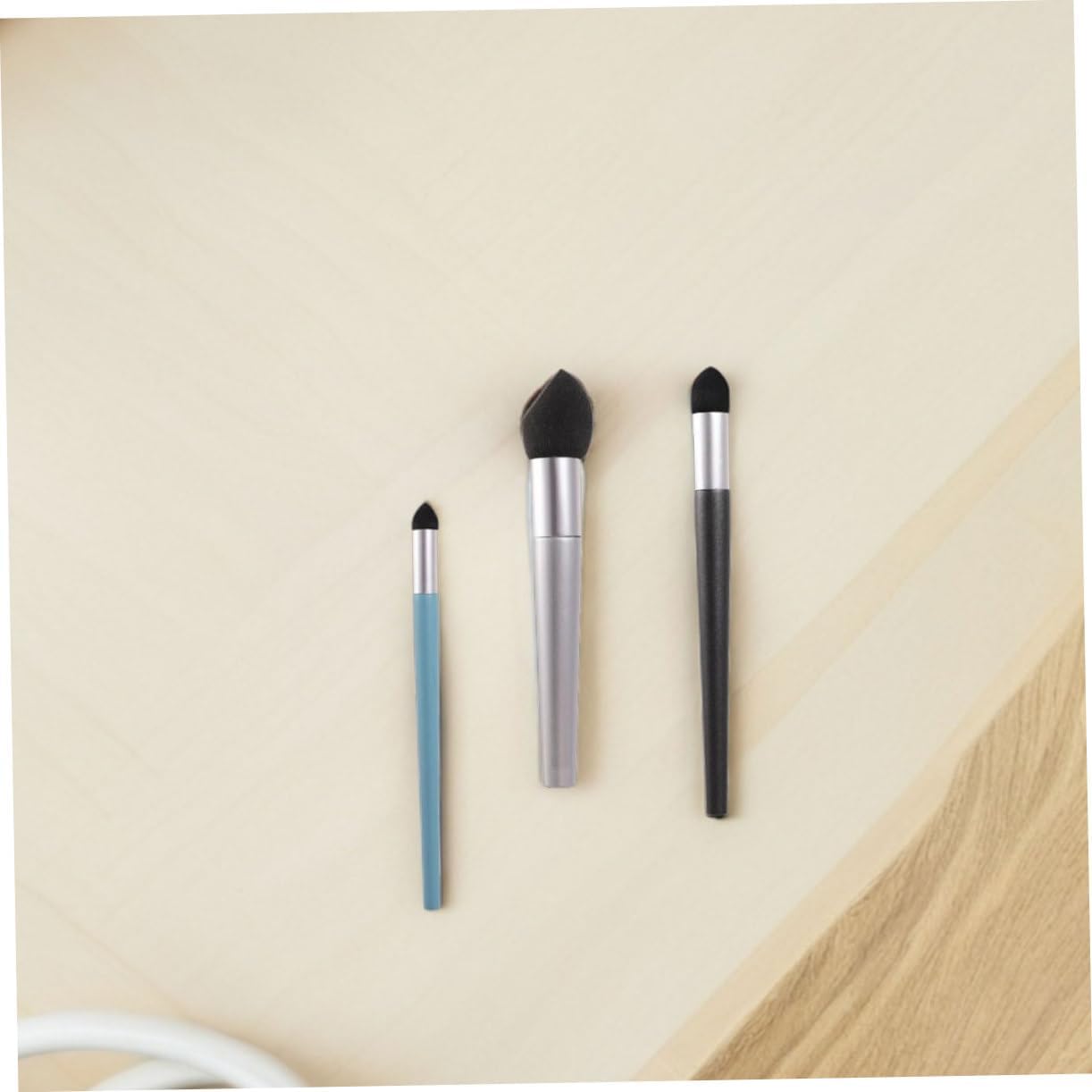 3 Pcs Reusable Artist Blending Sponge Pen Washable Sketch Blending Tools for Detail Correction and Error Erasing in Drawing Suitable for Art Studios Schools and Outdoor Use