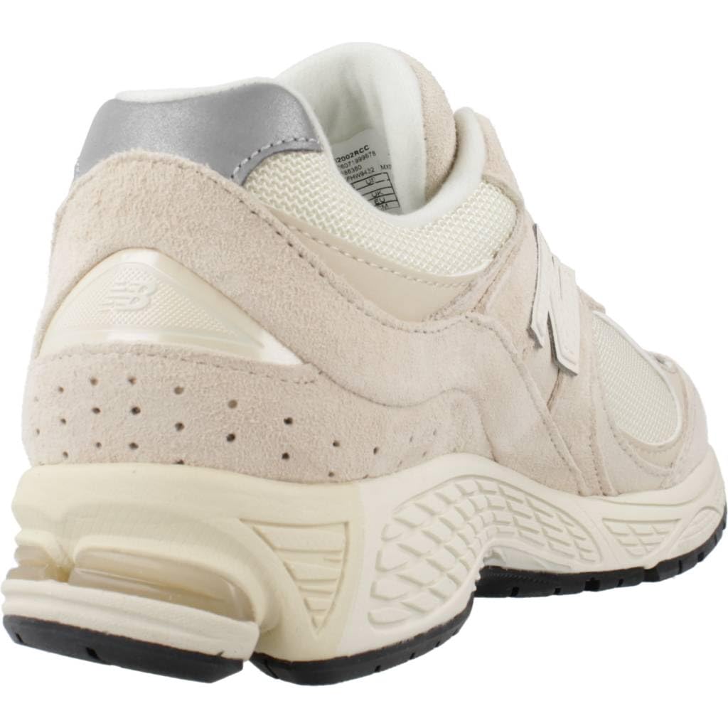 New Balance Men's 2002 R Sneaker, Calm Taupe, Tan (us_Footwear_Size_System, Adult, Men, Numeric, Medium, Numeric_6)