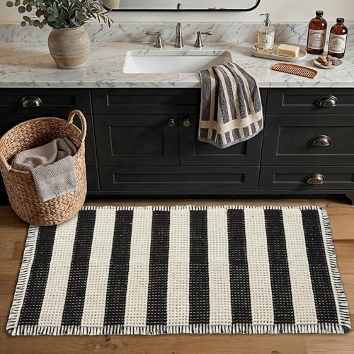 MatEssenz 2x4ft Waffle Bath Mat, Water Absorbing Bath Mat Nonslip Fast Drying Soft Foot Feeling Long Bathroom Rug for Bathroom, Machine Washable Runner Rug withTassels, Black and White Stripes by MatEssenz - Used condition - US$22.99