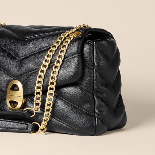 Amazon Essentials Women's Soft Quilted Flap Bag3