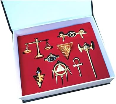 Amazon.co.jp: 漫画 遊戯王 千年の神器 ペンダント セット 8点