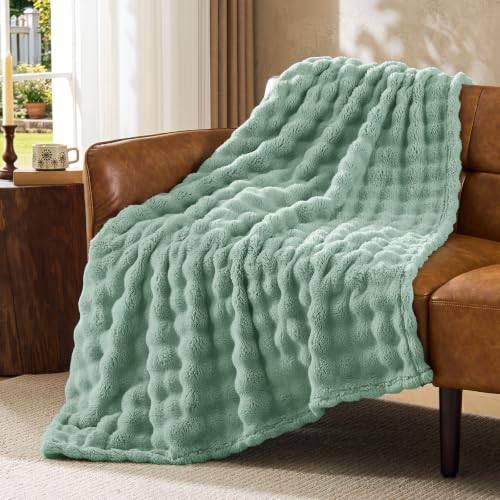 Image of BEDELITE Sage Green 3D Fleece Bubble Twin Blanket for Bed, 60x80 Inches | Fluffy Throw Blanket for Couch Sofa Dorm Room Decor, Luxury Soft Warm Cozy Plush Fuzzy blankets Gift for Women, College Girls