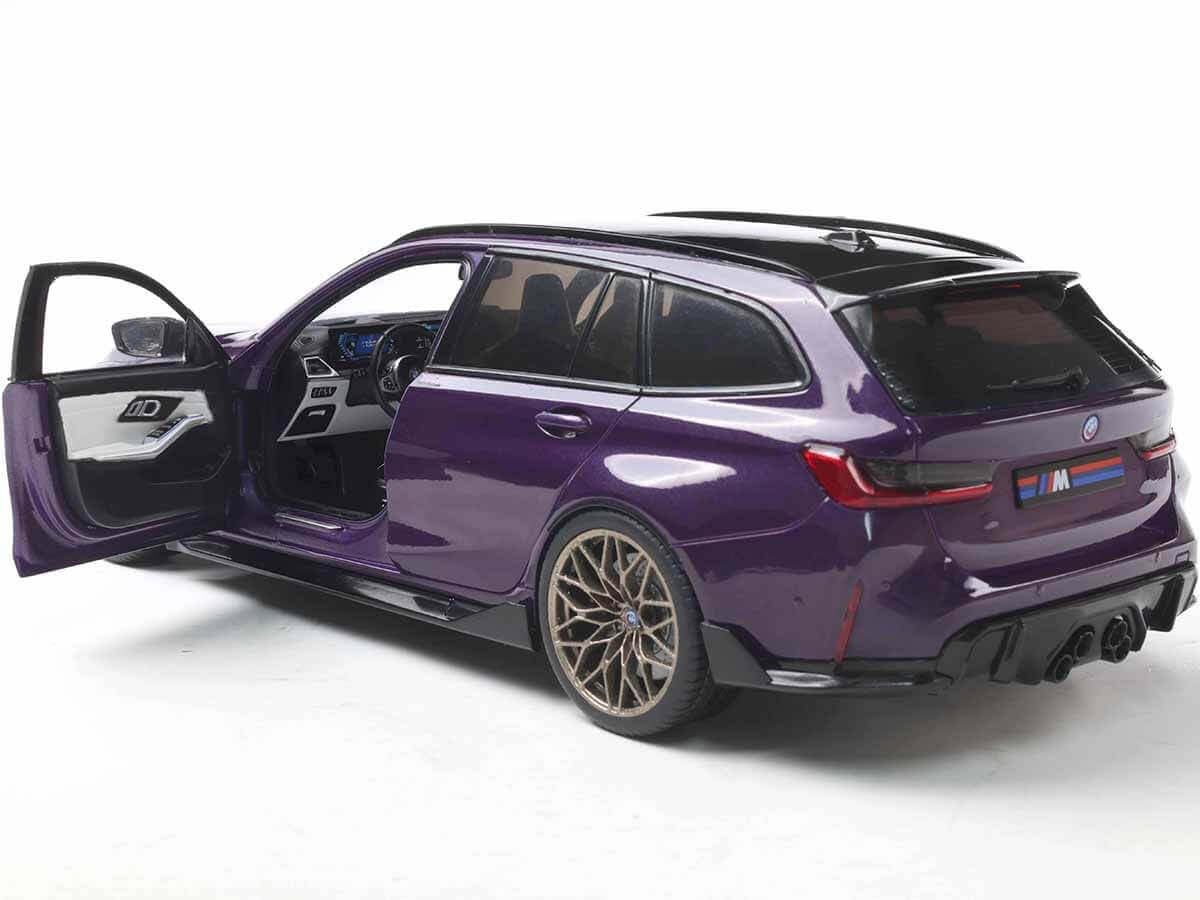 Solido BMW M3 Touring G81 – 1:18 Modellauto – Metallic Lila, Detailreiches Die-Cast Modell mit Innenraum & Motor, Offizielles BMW Sammlermodell
