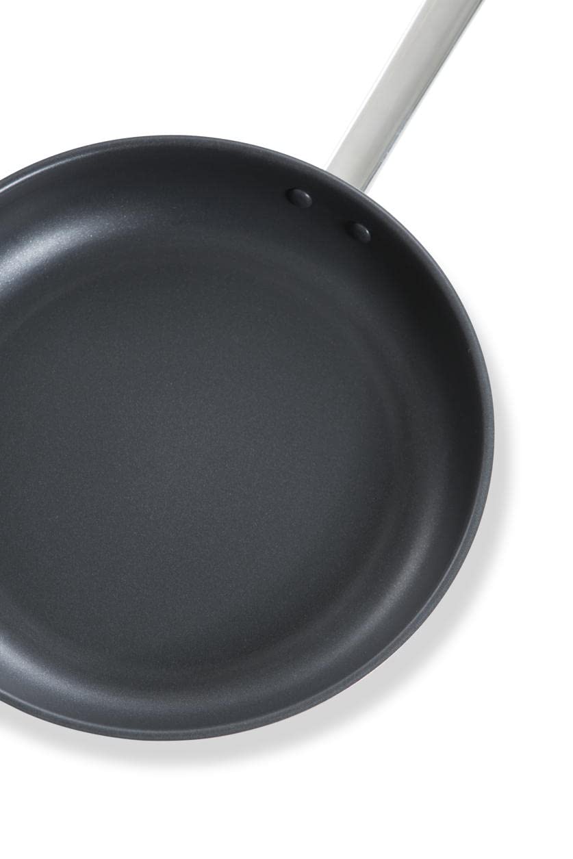 BK Cookware Allround Satinierte Edelstahl Bratpfanne 28cm mit keramischer Antihaftbeschichtung, induktionsgeeignet, elegantes Hochglanzdesign, PFAS-frei, spülmaschinenfest