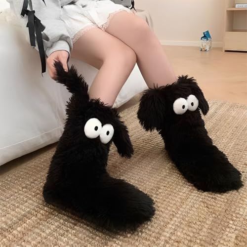 Chaussons originaux de monstres doux pour soirées cocooning d'hiver