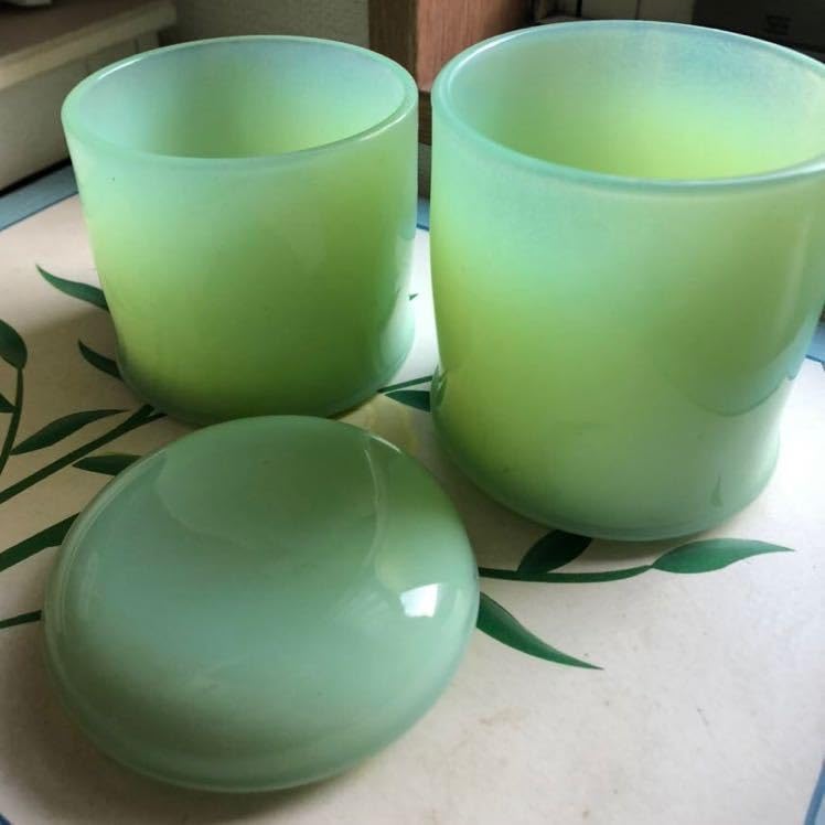 希少品！30's〜40's ジェダイ翡翠ガラス容器アメリカアンティーク