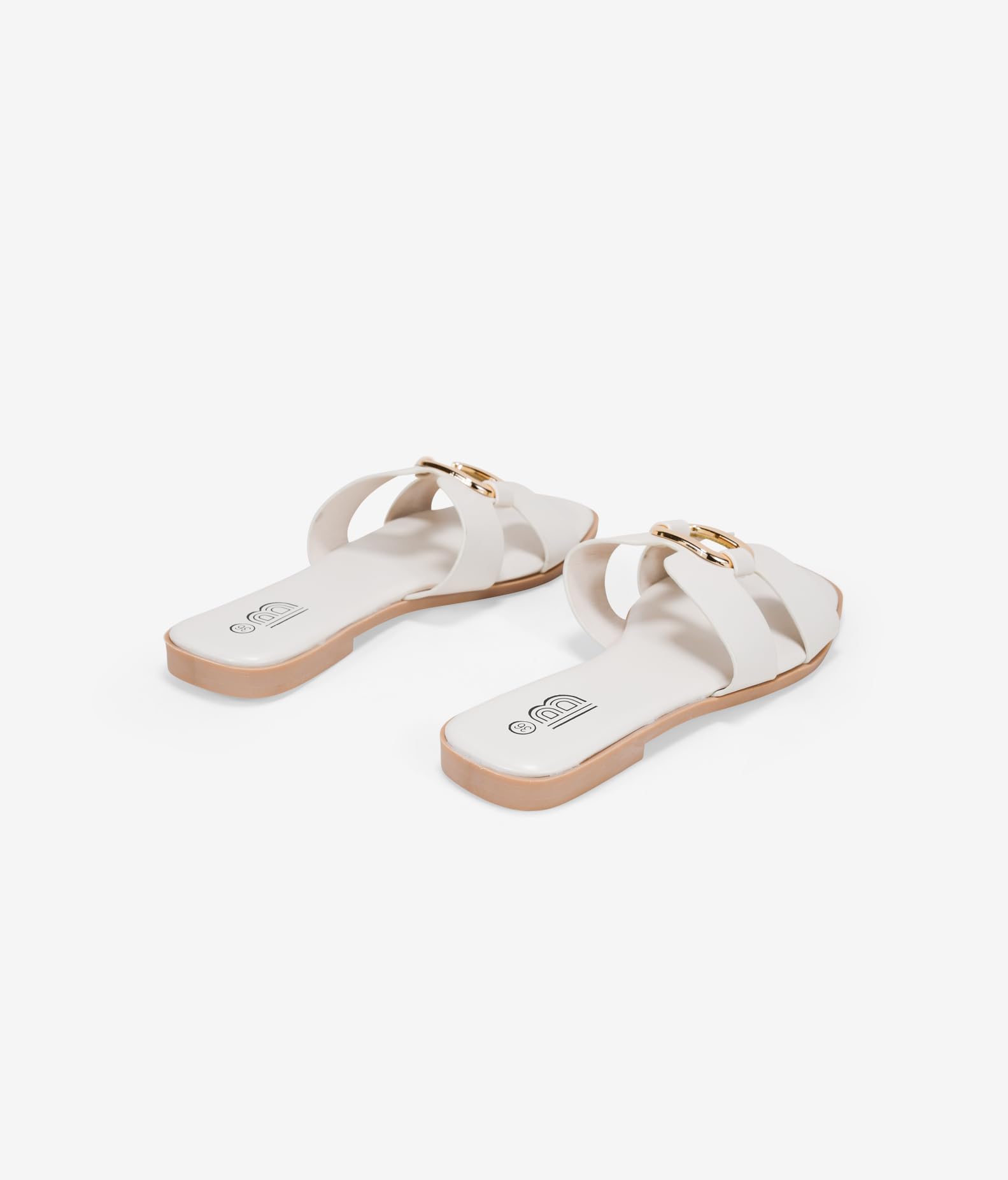 BOSANOVA Sandalias Tipo Pala para Mujer con Detalle de Pieza metálica en la Pieza Frontal y Suela Plana de 1.5 cm en Goma. Sin Cierre. Calzado para Mujer