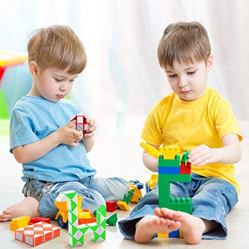 Viccess 24 Pack Magic Snake Cube Mini Snake Speed Cube Toy 24 Wedges Twist Puzzle Toys Educational Toy for Kids, for Girls and Boys,Party Favours Party Bag Fillers(Random Color)
