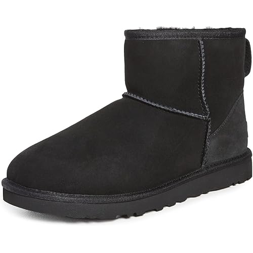 UGG Men's Classic Mini Boot