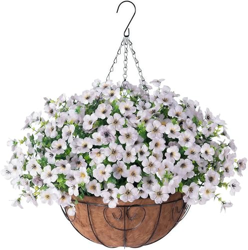 Fausses fleurs suspendues en pot pour décorer un patio ou une cour ombragée