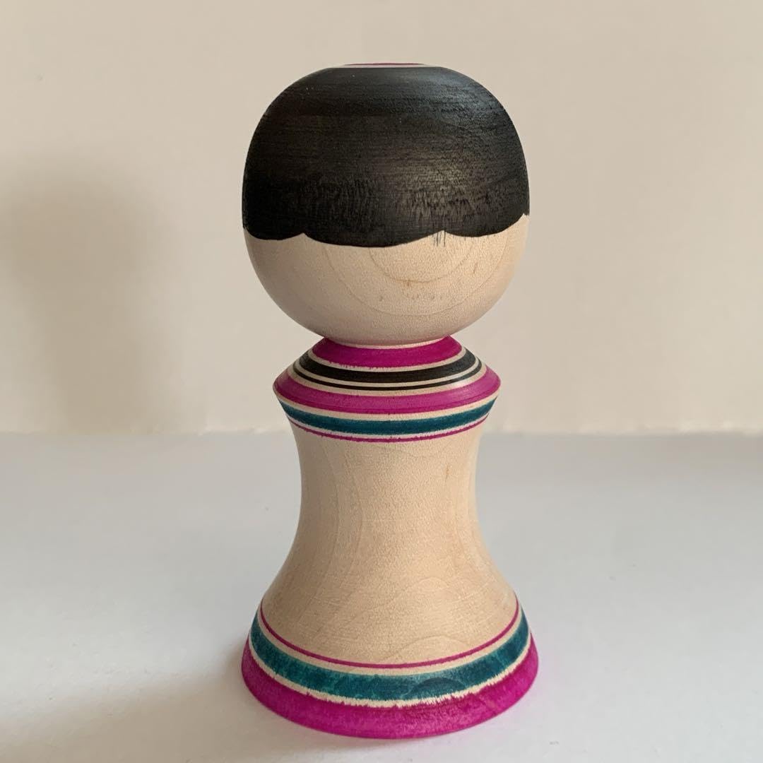 Amazon.co.jp: 津軽こけし おかっぱ紅梅こけし 北山裕美工人 10.5cm