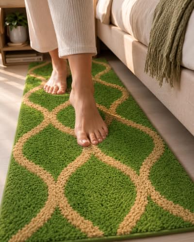 Image of Anti Skid Bedside Runner Carpet | Mat for Bedroom, Living Room, Floor and Home Decor (Parrot Green, 2x7)