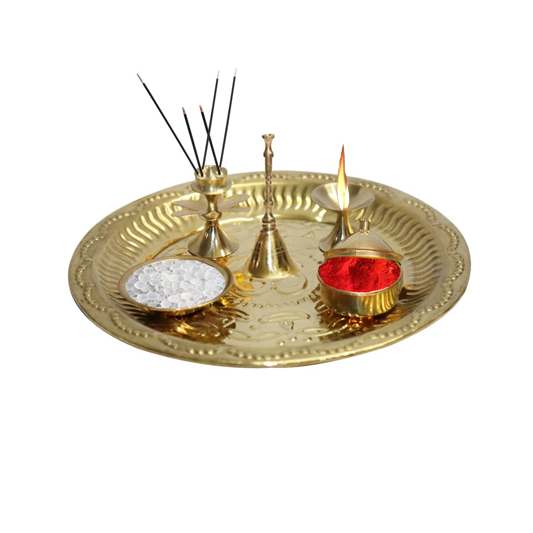 Thali de service indien et cloche en laiton pour rituels de yoga à la maison