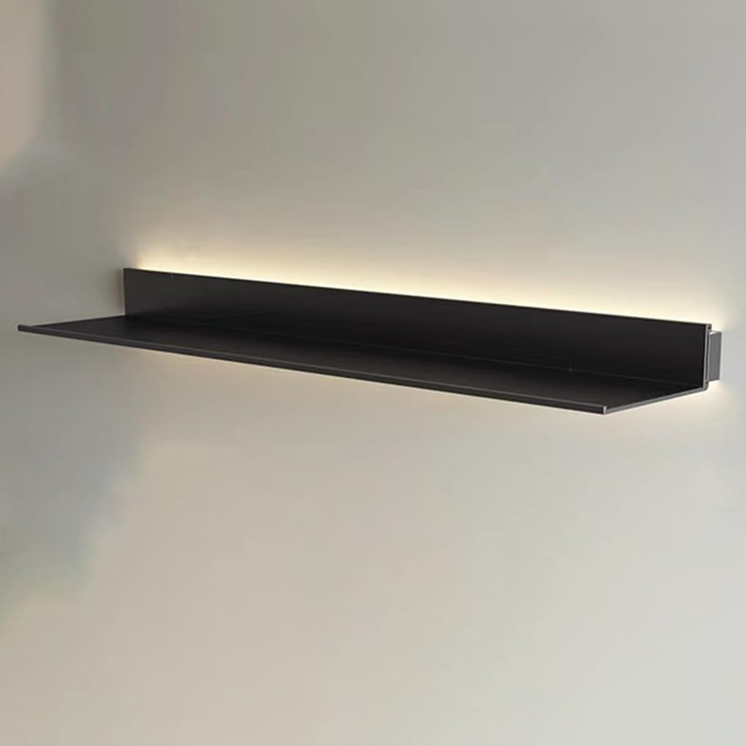Étagères flottantes noires LED pour sublimer la décoration murale et le rangement de la chambre