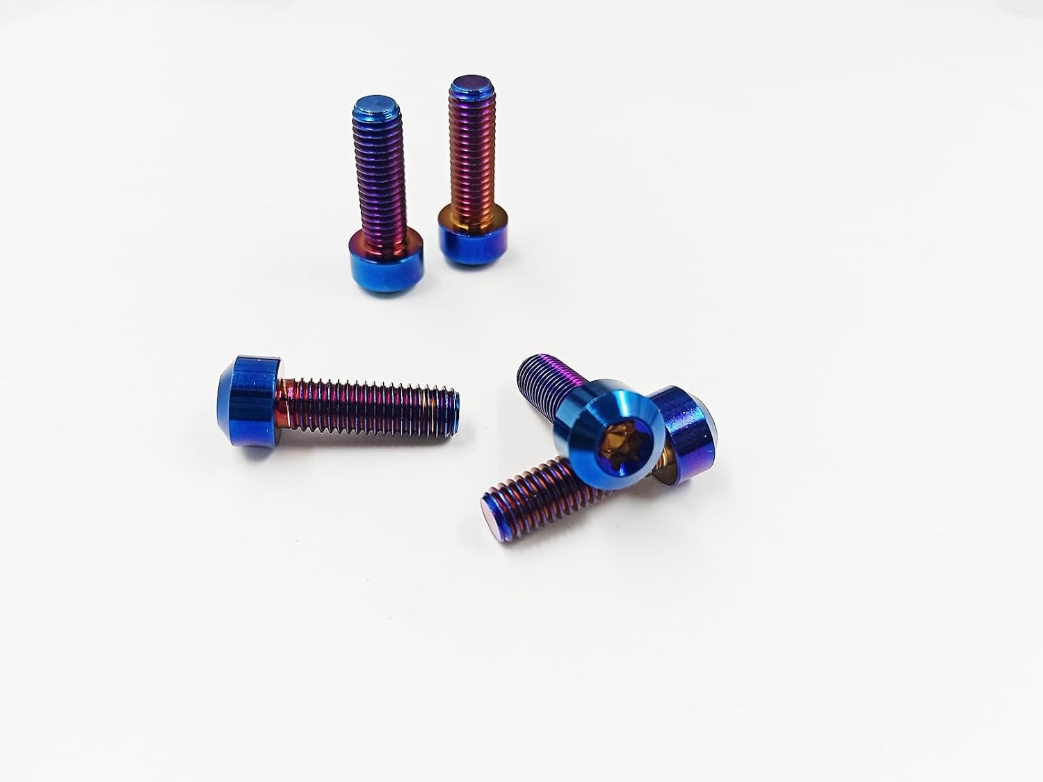 5pcs TC4 Titanium Alloy Anti-Theft Plum Blossom Screws License Plate Bolts Rust-Proof Screw Engine Valve Cover Bolt Dress Up Bolts Mechanical Fastener Body Work Kits (blueing, M8*25mm)