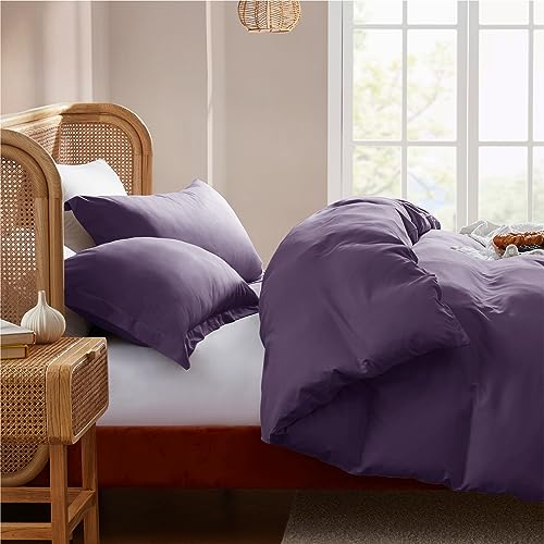 Nestl Queen Duvet Cover Set with Comforter Insert - Purple 4 Piece 90x90 Duvet Cover & 2 Pillow Shams with White Quilted Down Alternative Comforter, Ultra Soft, All Season