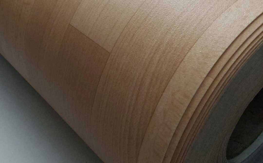 Lamina in PVC utile come passatoia o per rivestimenti - Larghezza 250cm - Lunghezza al metro - Spessore: 2mm - Stile Laminato 01