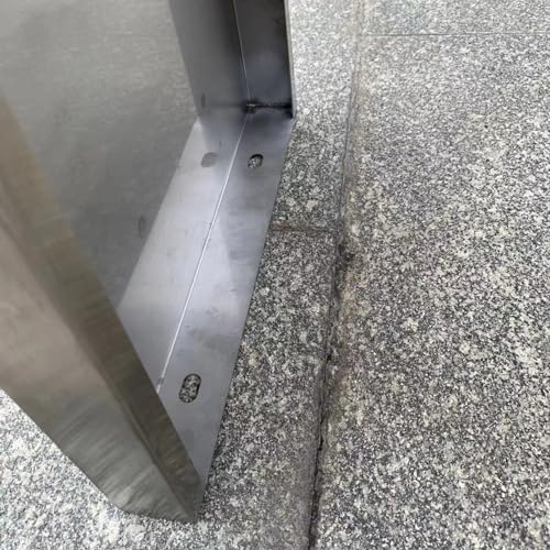 Banc de terrasse extérieur doté d'une assise ergonomique durable