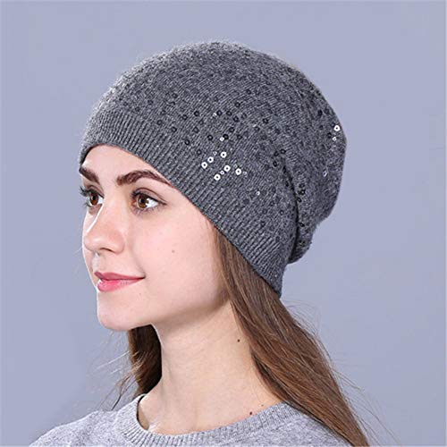 Bonnet tricoté en laine pour femme idéal pour le ski et les sorties en ville