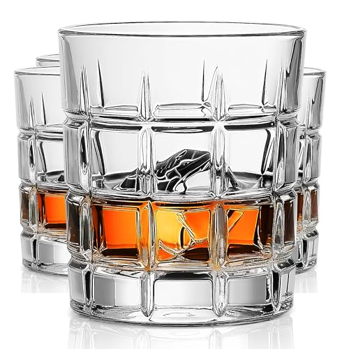 LUXU Old Fashioned Whiskey Glasses(Set of 4)-11 oz Clear Crystal Scotch Glasses,Heavy Base Cocktail Tumblers,Bar Style Drinking Glassware for Bourbon,Rum and Cognac,Square Checkered Rock Glass