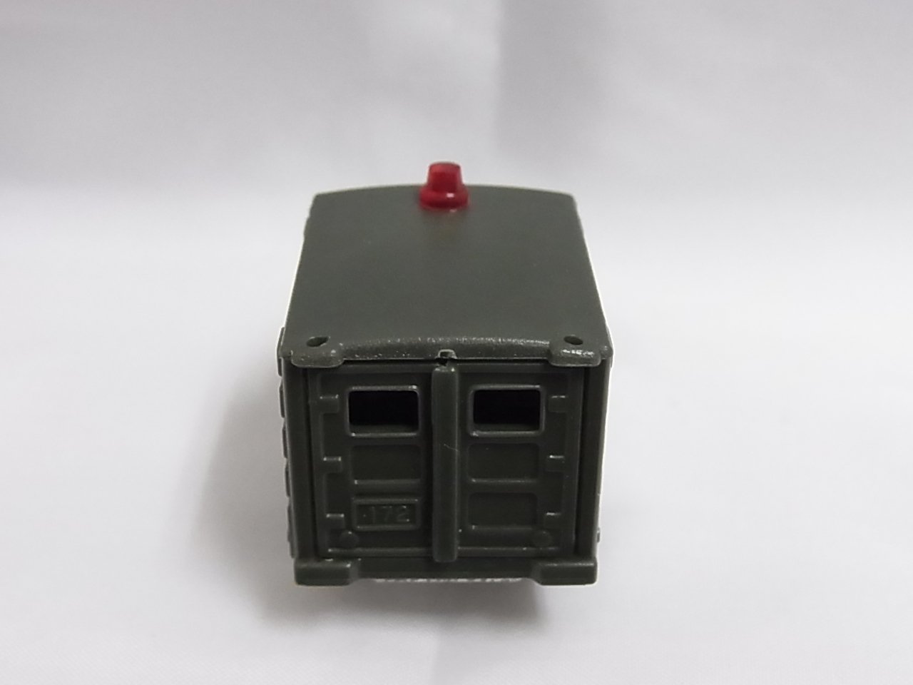 Amazon.co.jp: トミカ トミカミュージアム緊急車館M-06 自衛隊救急車