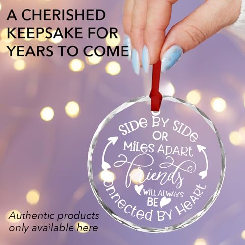 Engagement Gifts for Couples - Glass Ornament 2025, Personalized Gifts for Newly Engaged Couples, Happy Engagement Ideas for Her, Bride to Be - Engaged for Her, Friends